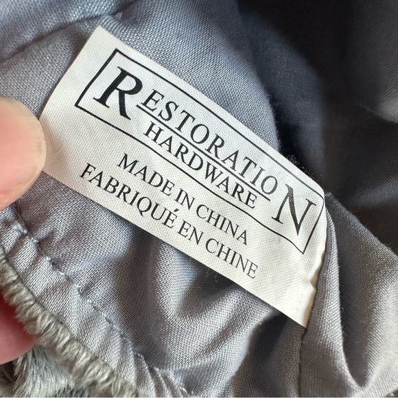 Restoration Hardware Murdock & Ross Hand Puppet Seal with Ball Star Gray Blue - Picture 5 of 5